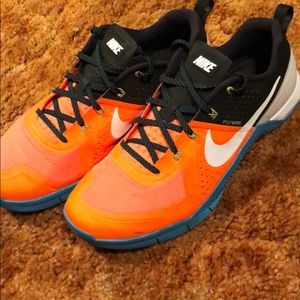 Nike Metcon - Fluorescent orange !